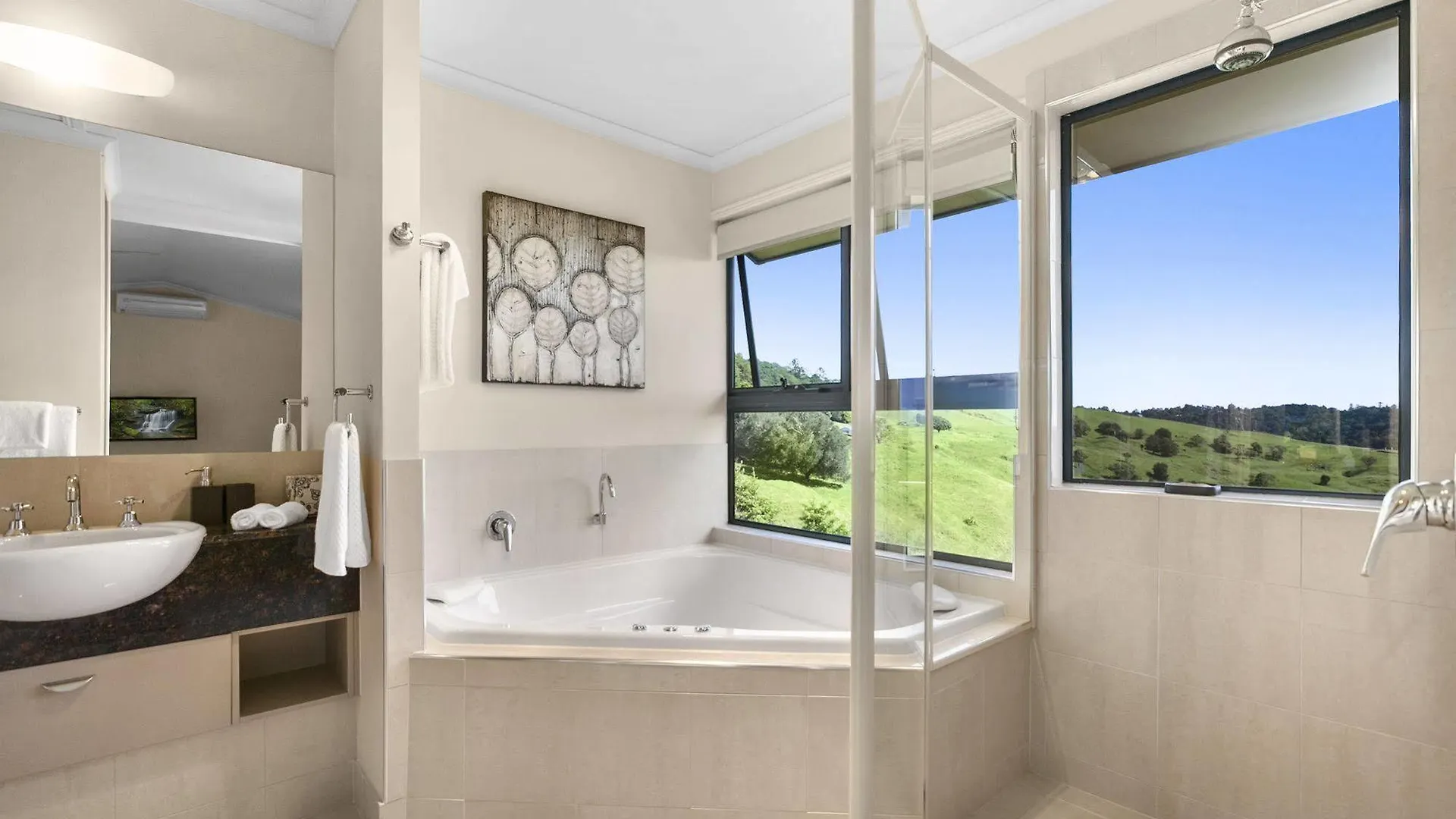 Top Of The Hill Maleny Bed & Breakfast