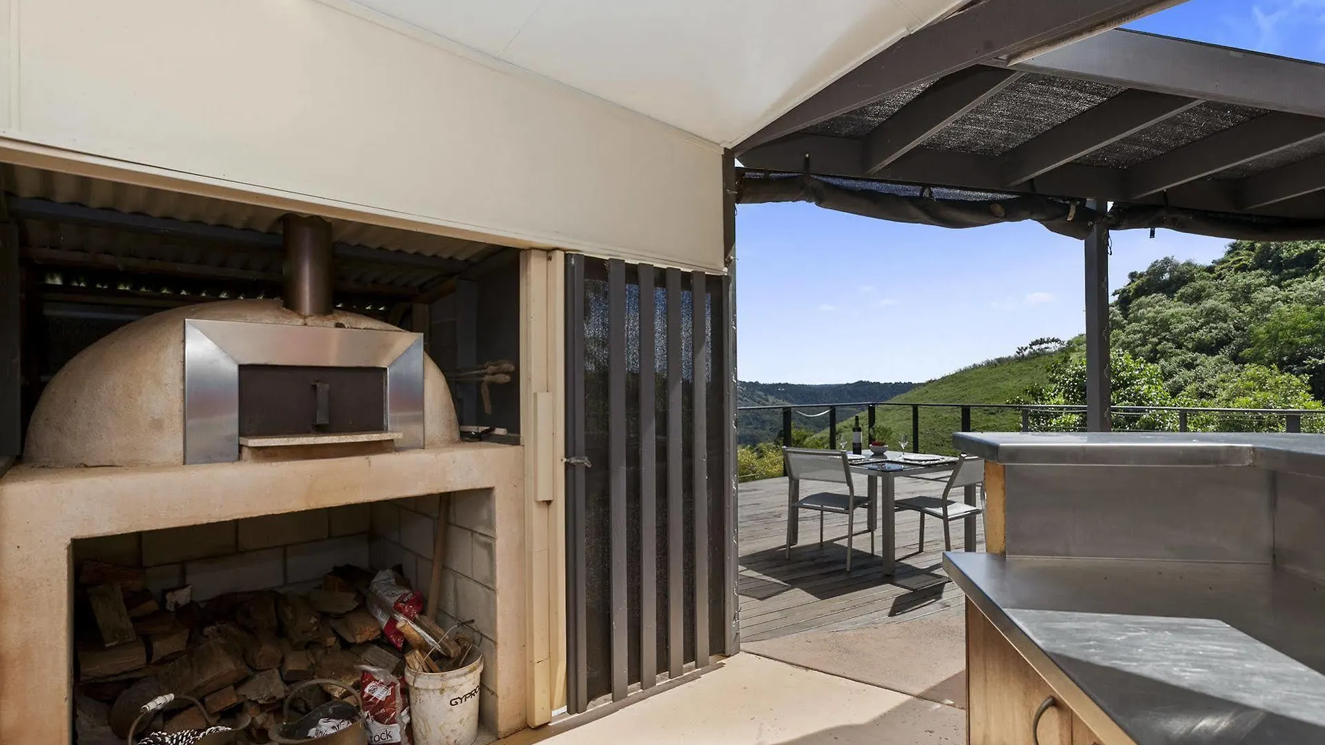 Top Of The Hill Maleny